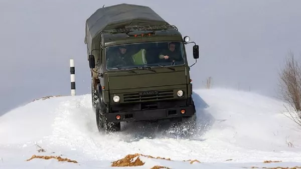 Водители ЮВО совершенствуют навыки вождения в горах Северной Осетии - Sputnik Южная Осетия