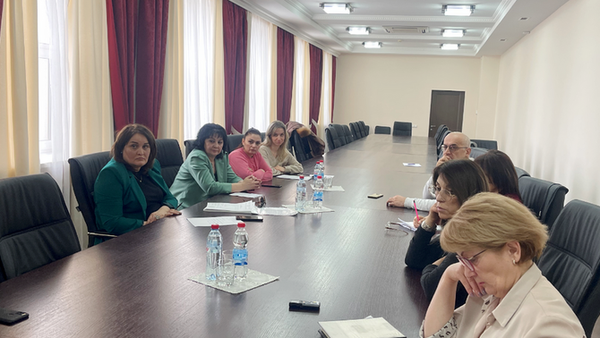 Работа над правовой документацией, совершенствование контента: в парламенте обсудили проблематику СМИ - Sputnik Южная Осетия