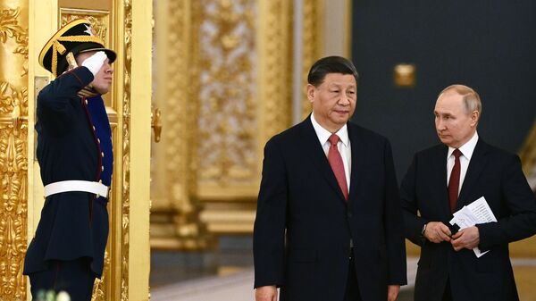Президент РФ Владимир Путин и председатель КНР Си Цзиньпин перед началом российско-китайских переговоров в Москве - Sputnik Южная Осетия