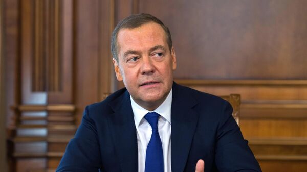 Заместитель председателя Совбеза РФ Дмитрий Медведев в ходе интервью российским СМИ - Sputnik Южная Осетия