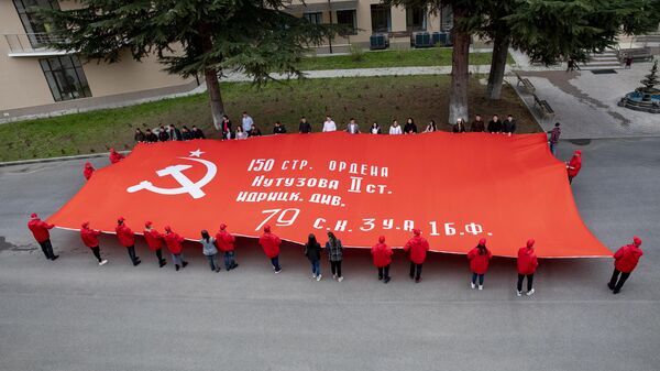 Марш-эстафета союзного антифашистского патриотического проекта Наша великая Родина - Sputnik Южная Осетия