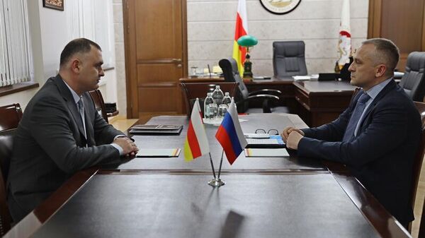 Встреча с заместителем Министра экономического развития Российской Федерации Дмитрием Вольвачем - Sputnik Южная Осетия
