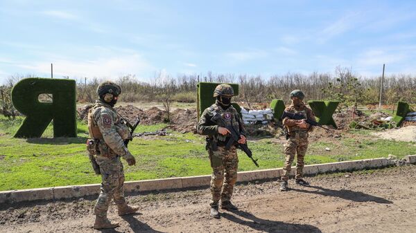 Бойцы ЧВК Вагнер в освобожденной части Артемовска - Sputnik Южная Осетия
