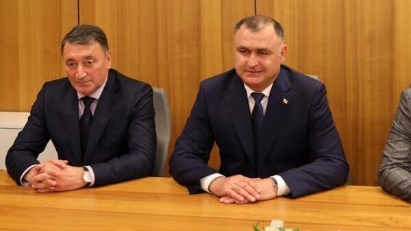 Алан Гаглоев встретился с главой Карачаево-Черкесской Республики Рашидом Темрезовым - Sputnik Южная Осетия