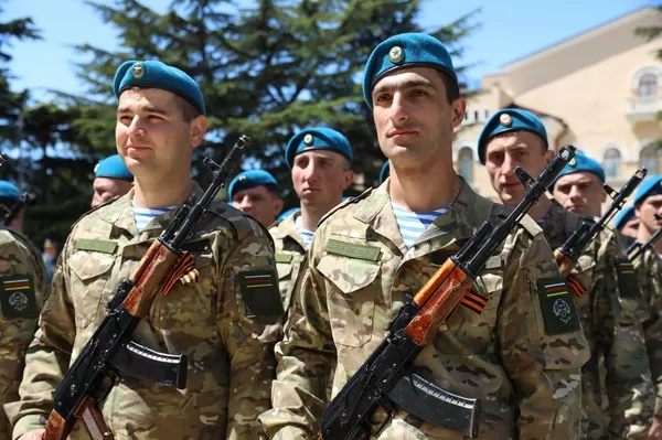 Парад Победы в Цхинвале  - Sputnik Южная Осетия