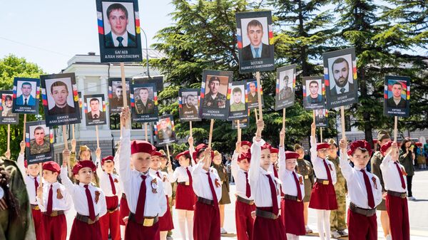 Хуссар Иры сӕнусон кӕндзысты хуссарирыстойнаг хӕстонты, кӕцытӕ фӕмард сты СӔО зонӕйы - Sputnik Хуссар Ирыстон
