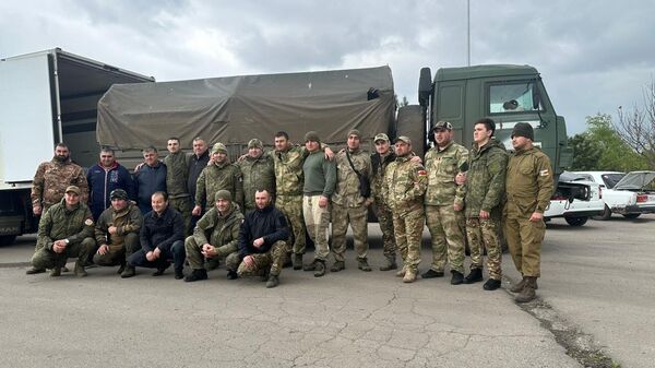Бойцам в зоне СВО передали гуманитарную помощь из Южной Осетии - Sputnik Южная Осетия
