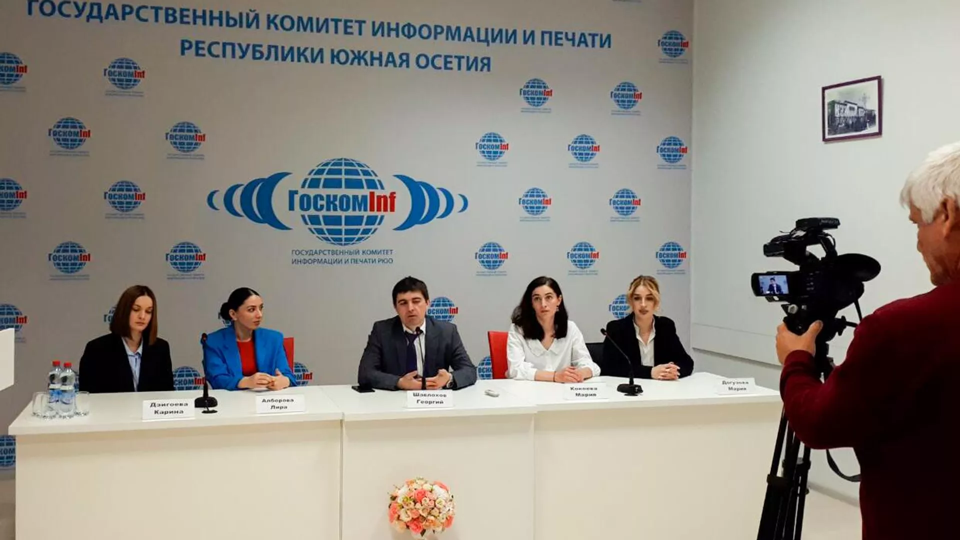 Пресс-конференция с художниками Tskhinval 5