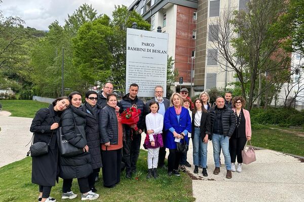 Члены ассоциации жертв террористических актов Матери Беслана во время поездки в Италию - Sputnik Южная Осетия