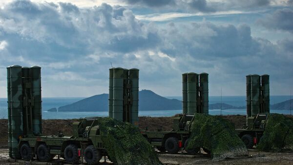 Зенитный ракетный комплекс С-400 Триумф на дежурстве в Крыму. Архивное фото  - Sputnik Южная Осетия