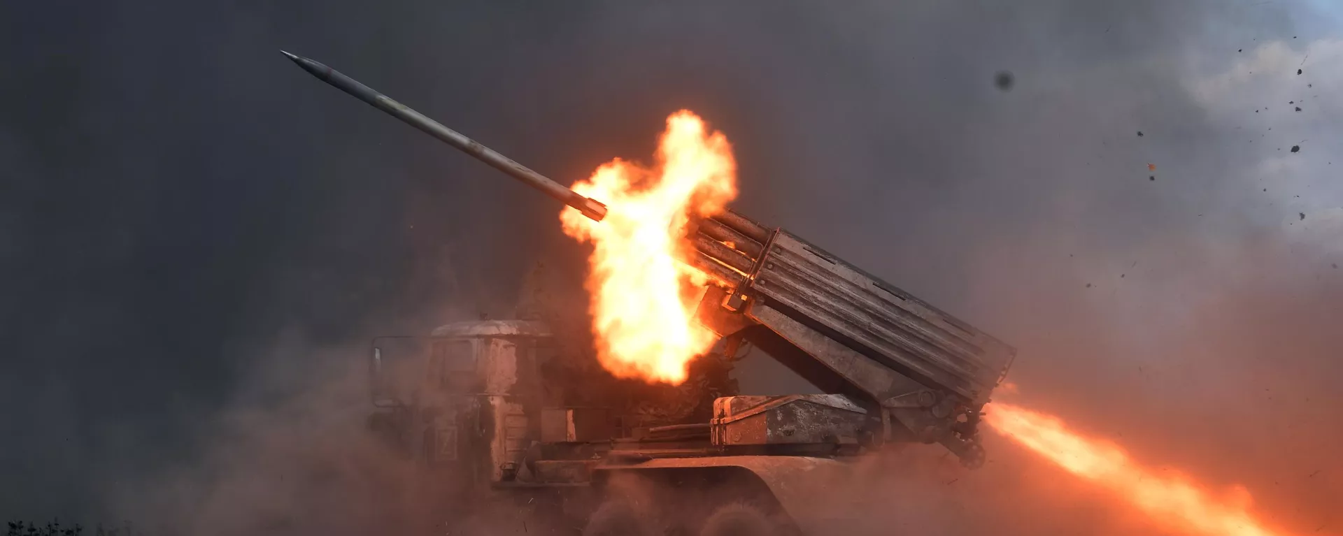 Боевая работа расчетов РСЗО Торнадо-Г 1-й гвардейской танковой армии ЗВО в ЛНР - Sputnik Южная Осетия, 1920, 12.06.2023