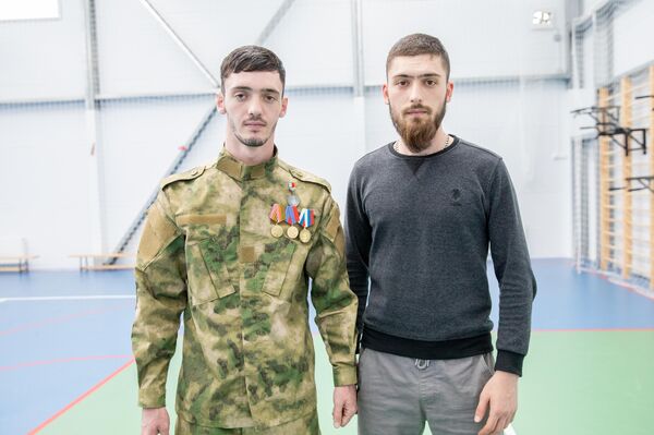 Добровольцы из Южной Осетии передали Дзауской школе-интернату спортивный инвентарь  - Sputnik Южная Осетия