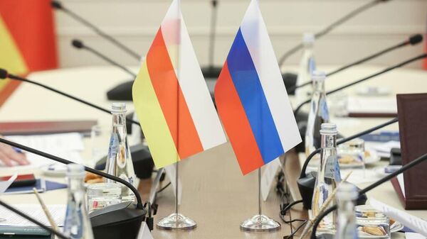 Совместное заседание Комиссии по сотрудничеству Парламента РЮО и Совфеда РФ  - Sputnik Южная Осетия