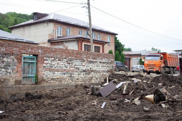 Последствия наводнения в поселке Южный Северной Осетии - Sputnik Южная Осетия