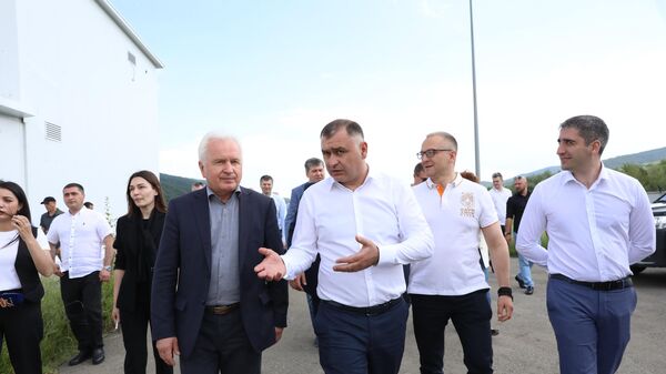 Правительственная делегация РФ посетила объекты Инвестпрограммы в Южной Осетии - Sputnik Южная Осетия