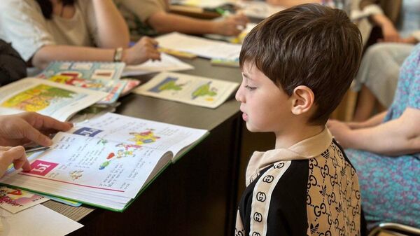 15 детей получили разрешение для поступления в первый класс раньше времени - Sputnik Южная Осетия