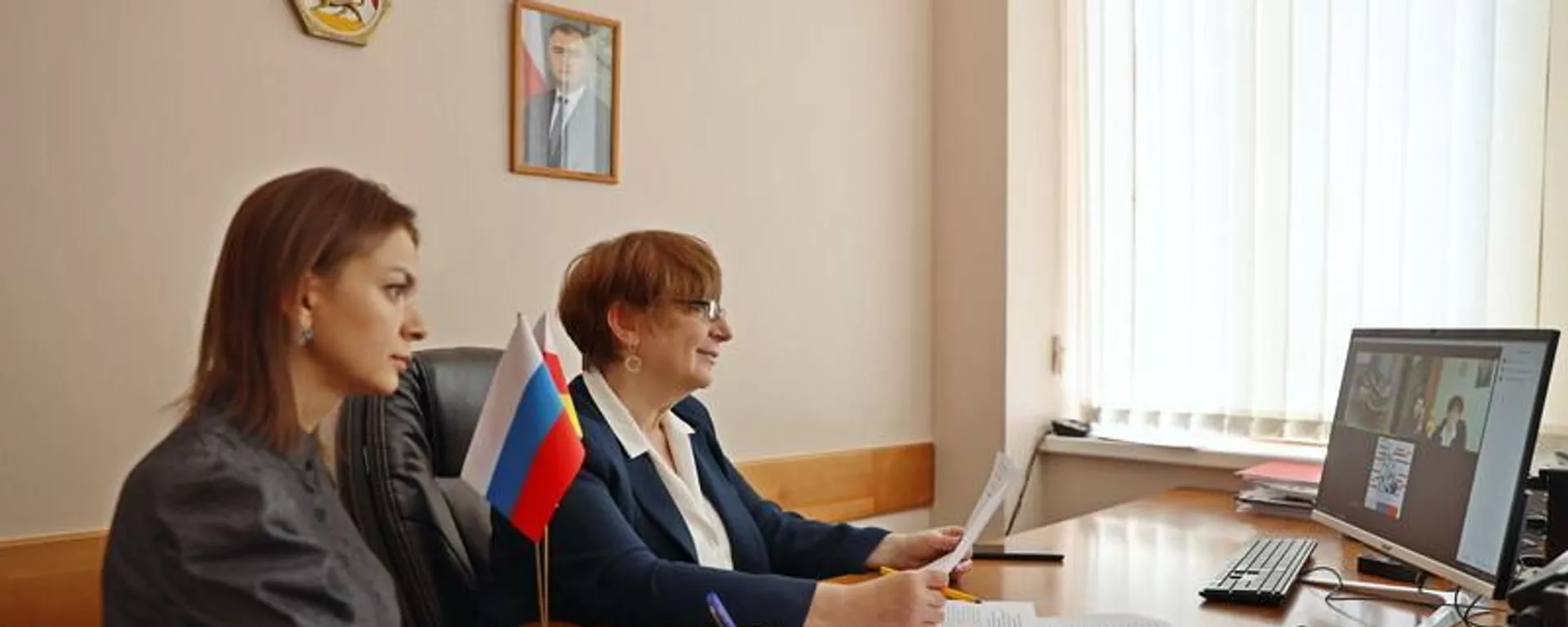 Видеомост с участием уполномоченного при президенте РЮО по правам ребенка Аэлитой Джиоевой    - Sputnik Южная Осетия, 1920, 06.07.2023