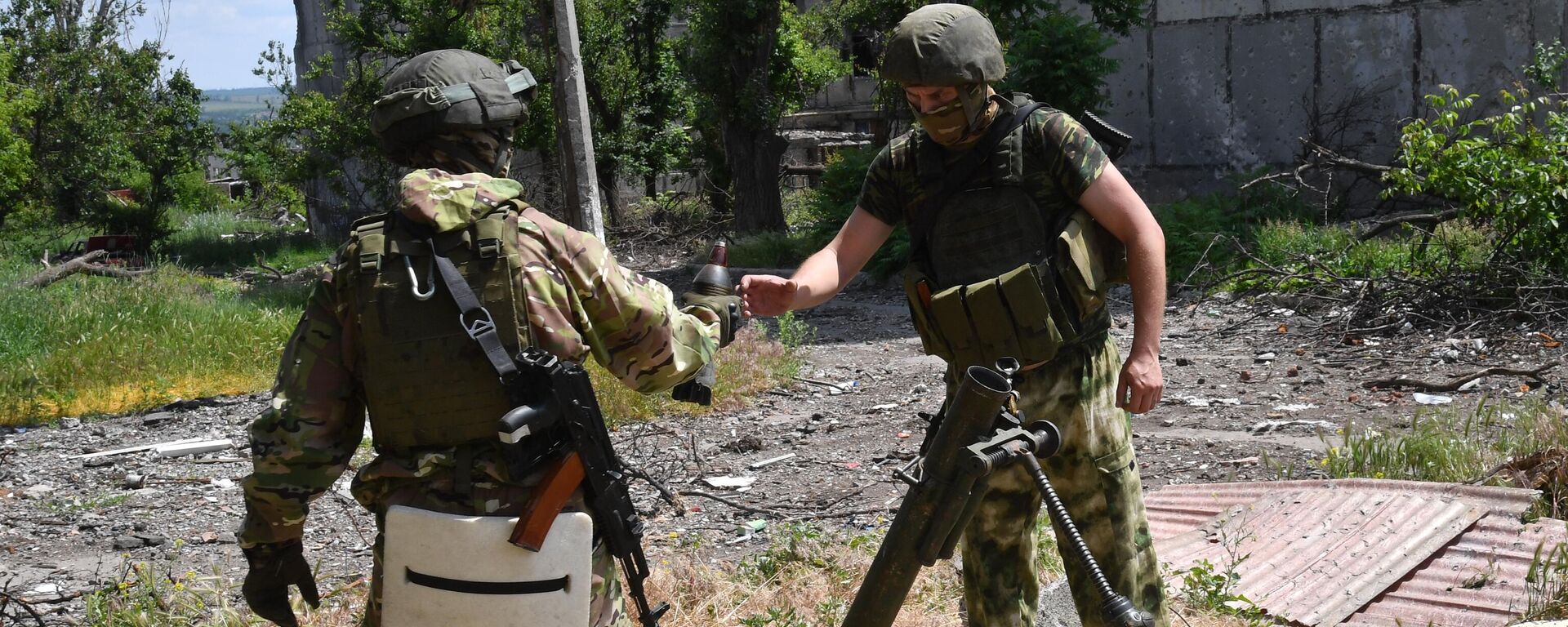 Военнослужащие ВС РФ ведут стрельбу из миномета на Артемовском тактическом направлении - Sputnik Южная Осетия, 1920, 13.07.2023