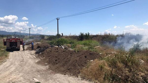 Возгорание сухостоя на окраине Цхинвала - Sputnik Южная Осетия