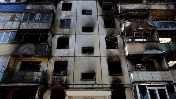 Жилой дом, частично разрушенный в результате обстрела ВСУ города Шебекино Белгородской области. Архивное фото - Sputnik Южная Осетия
