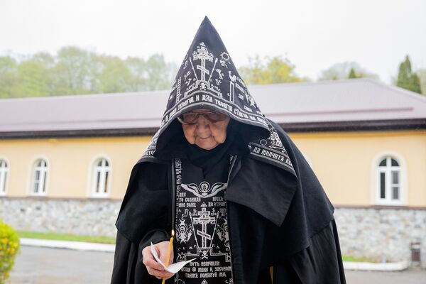 Аланский Богоявленский женский монастырь (Алагир)
 - Sputnik Южная Осетия