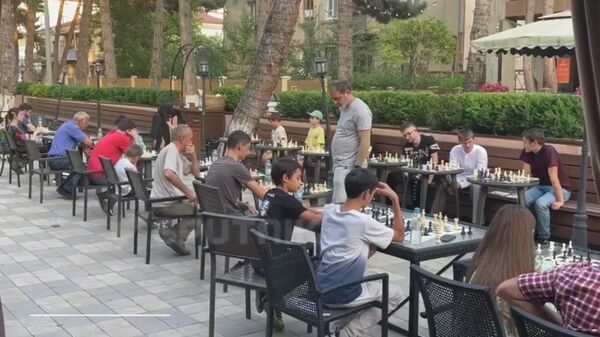В Цхинвале прошел сеанс одновременной игры в шахматы - Sputnik Южная Осетия