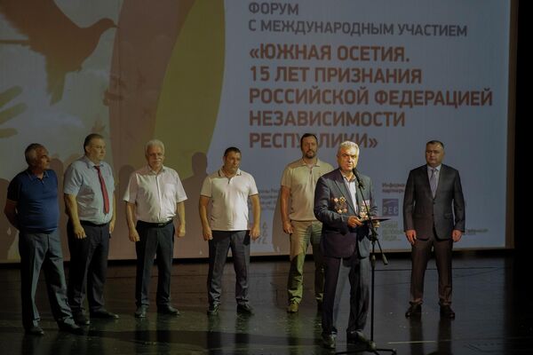 Кульминацией форума стала премьера фильма российского журналиста Руслана Гусарова &quot;Сила&quot; - Sputnik Южная Осетия