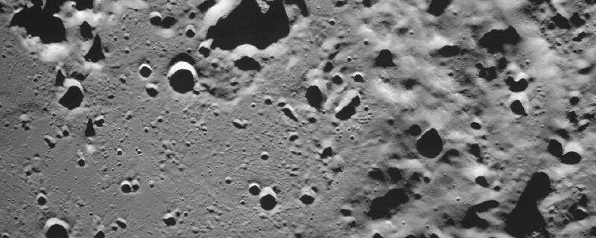 Луна-25 сделала первый снимок спутника Земли - Sputnik Южная Осетия, 1920, 31.08.2023