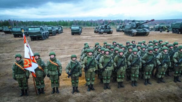 Российские военнослужащие на учениях коллективных сил оперативного реагирования ОДКБ. Архивное фото   - Sputnik Южная Осетия