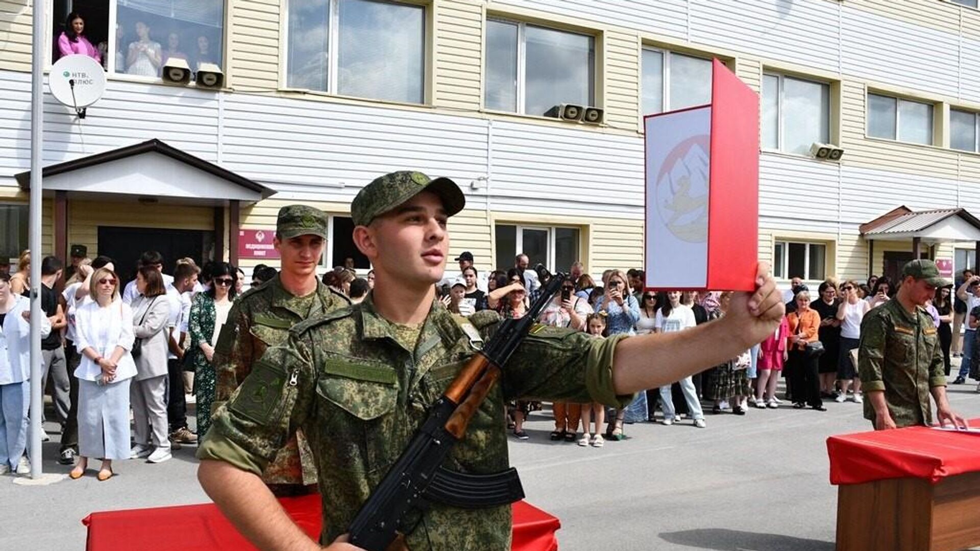 Югоосетинские курсанты военных вузов России приняли военную присягу Югоосетинские курсанты военных вузов России приняли военную присягу - Sputnik Южная Осетия, 1920, 25.08.2023