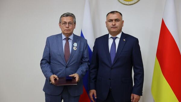 Рифат Сабитов и Алан Гаглоев - Sputnik Южная Осетия