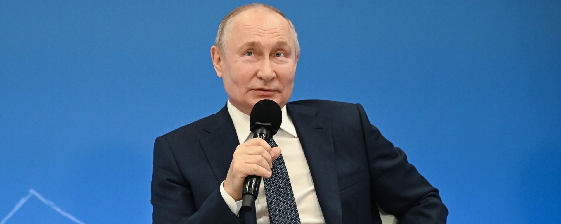 Президент РФ Владимир Путин проводит открытый урок Разговор о важном - Sputnik Южная Осетия, 1920, 01.09.2023