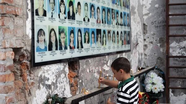 В Беслане второй день проходит Вахта Памяти по жертвам террористического акта - Sputnik Южная Осетия