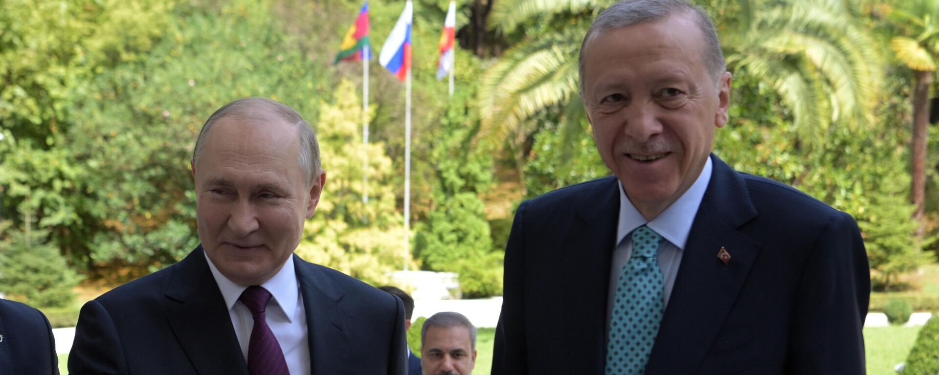 Президент России Владимир Путин и президент Турции Реджеп Тайип Эрдоган во время встречи в Сочи  - Sputnik Южная Осетия, 1920, 04.09.2023