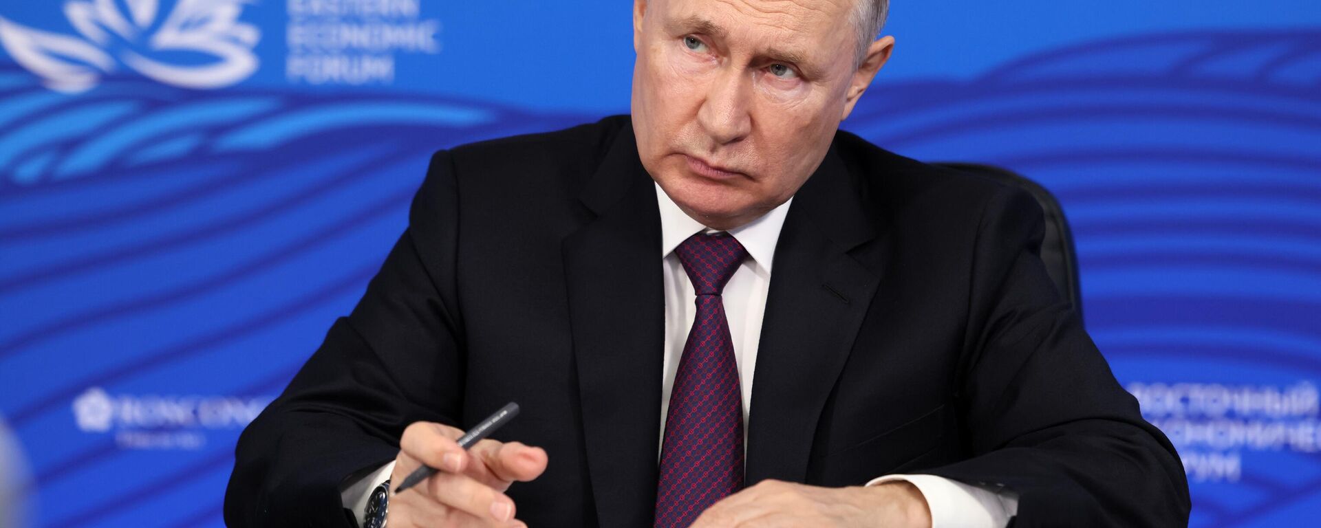 Президент РФ В. Путин принял участие в VIII Восточном экономическом форуме - Sputnik Южная Осетия, 1920, 12.09.2023