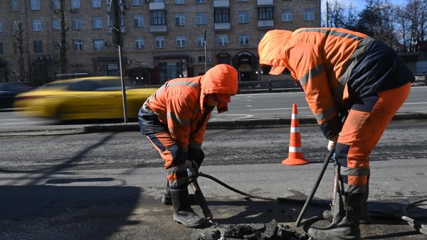 Ремонт асфальтобетонного покрытия на Ленинградском шоссе - Sputnik Южная Осетия