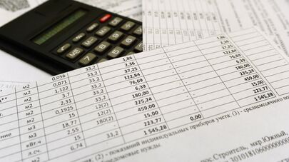 Платежные квитанции за услуги ЖКХ.