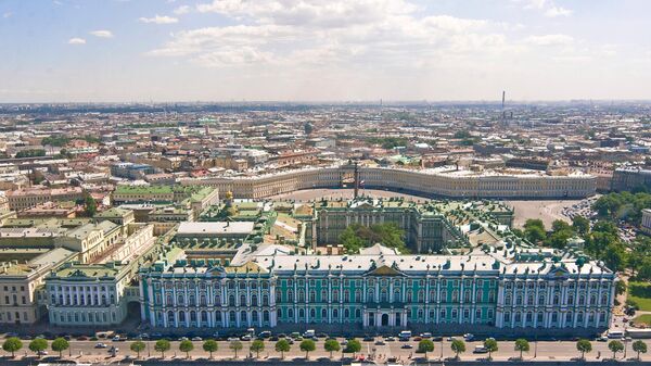 Вид на Зимний дворец и Дворцовую площадь в Санкт-Петербурге. Архивное фото  - Sputnik Южная Осетия