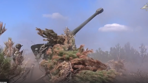 Боевая работа артиллерийских расчетов Мста-Б - Sputnik Южная Осетия