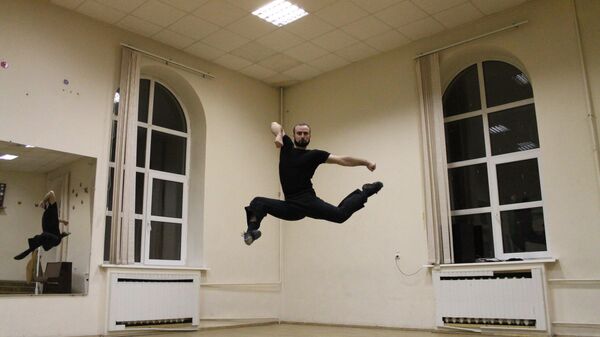 Один из столпов осетинской хореографии: Тедеты о Мэлсе Шавлохове - Sputnik Южная Осетия