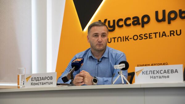 Пресс-конференция с Константином Елдзаровым  - Sputnik Южная Осетия