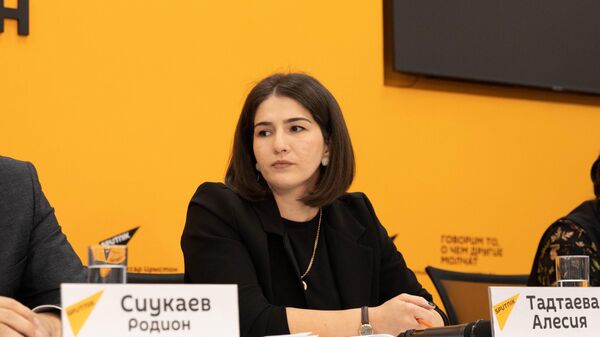 Алесия Тадтаева рассказала, как решается вопрос оптимизации в Знаурской райбольнице - Sputnik Южная Осетия