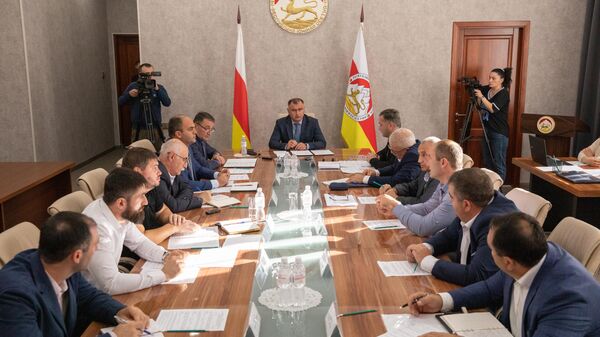 Заседание штаба по контролю за реализацией Инвестпрограммы - Sputnik Южная Осетия