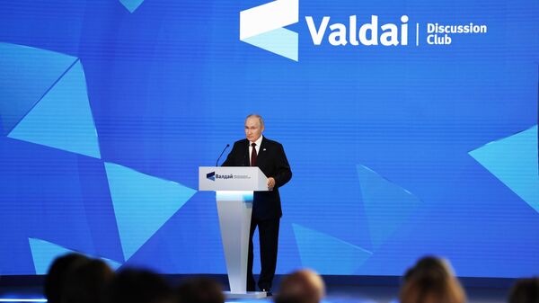 Президент РФ В. Путин принял участие в работе дискуссионного клуба Валдай - Sputnik Южная Осетия
