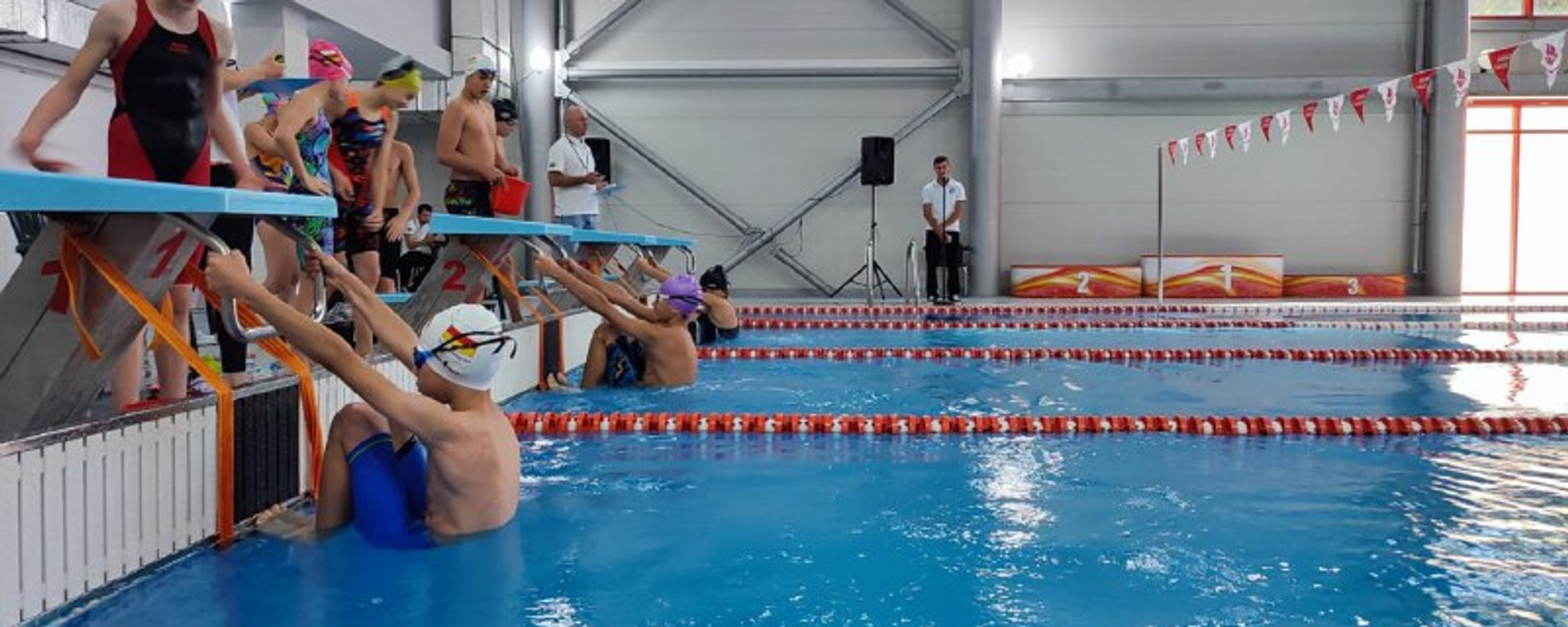 В спортивном комплексе Олимп стартовал второй день турнира по плаванию - Sputnik Южная Осетия, 1920, 02.04.2024