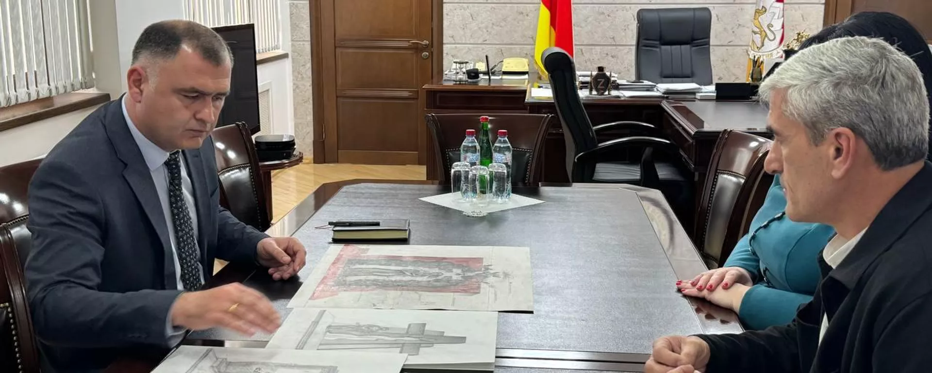 Гаглоеву представили эскизы памятника жертвам Беслана  - Sputnik Южная Осетия, 1920, 09.11.2023