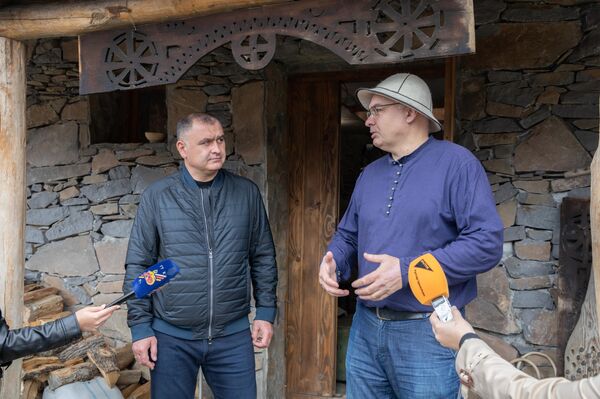 Президент Алан Гаглоев посетил этнодеревню в с. Борджнис - Sputnik Южная Осетия