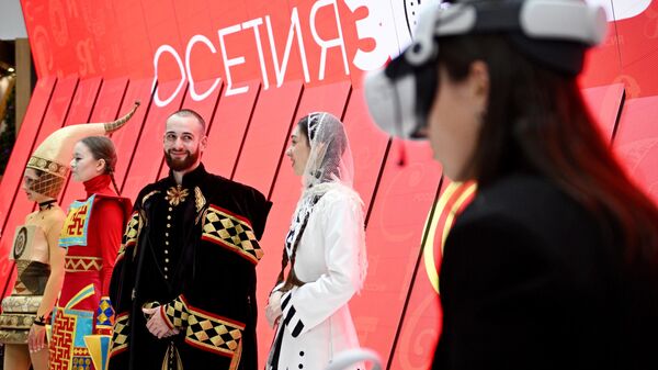 В комитете туризма РСО-Алания подвели итоги недели туризма на фестивале-выставке «Россия» - Sputnik Южная Осетия