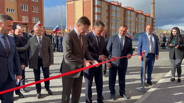 В Цхинвале торжественно открыли новый ЖК - Sputnik Южная Осетия