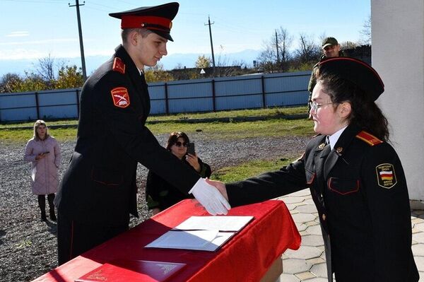 Учащиеся Кадетской школы Минобороны РЮО приносят клятву кадета  - Sputnik Южная Осетия